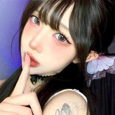 小孩好黑